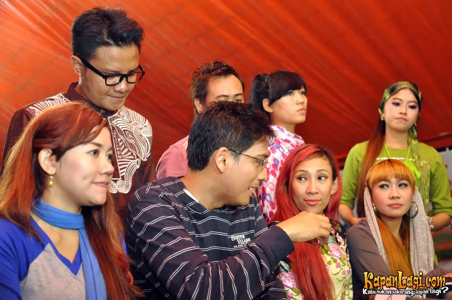 Dewi Sanca dan Lucky Hakim Dkk @Foto: Sahal Fadhly 