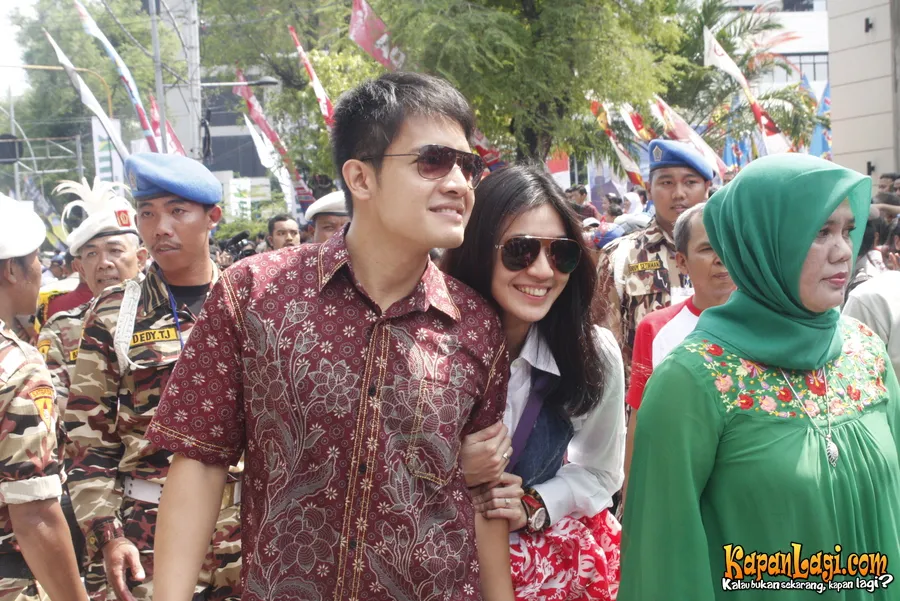 daripada syuting dhini aminarti lebih suka suami berbisnis kapanlagi daripada syuting dhini aminarti lebih suka suami berbisnis kapanlagi