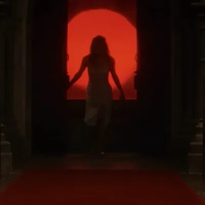 Di Balik Adegan Flashback Serpihan Kaca WAKE UP DEAD MAN: A KNIVE OUT MYSTERY Bukan Pakai AI