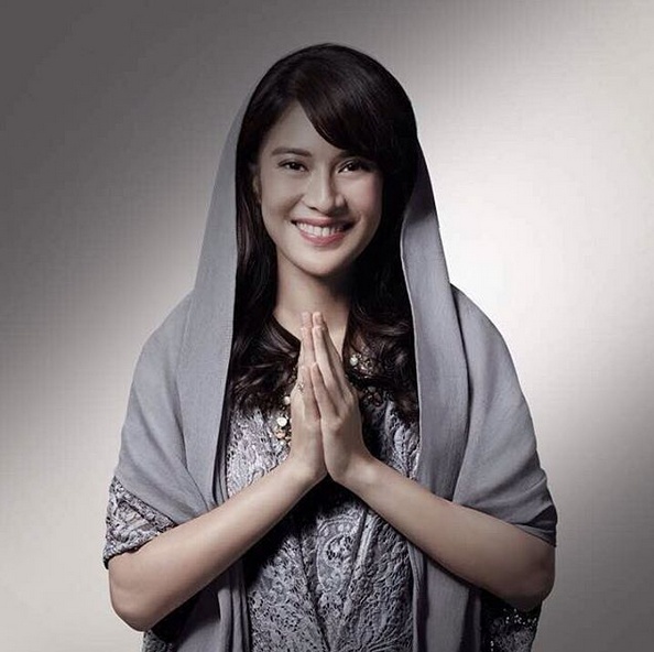 Sambut Ramadan, Dian Sastro beberapa kali unggah foto dirinya dalam balutan busana muslim. /©instagram.com/therealdisastr