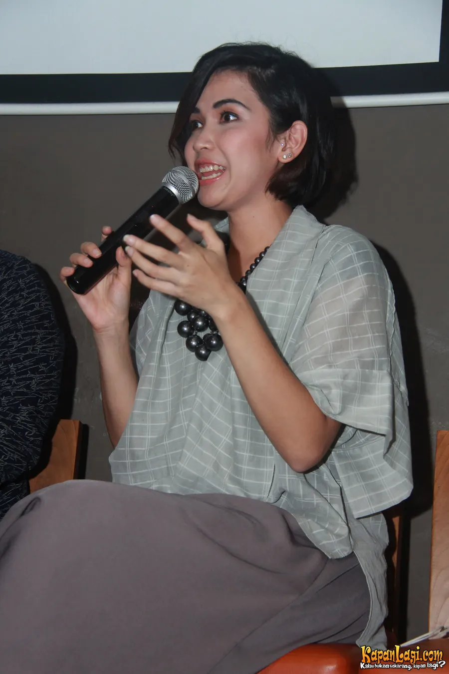 Dinda Kayadewi berpendapat tentang pelantikan Ayah Sherina © Kapanlagi.com®/Fabio