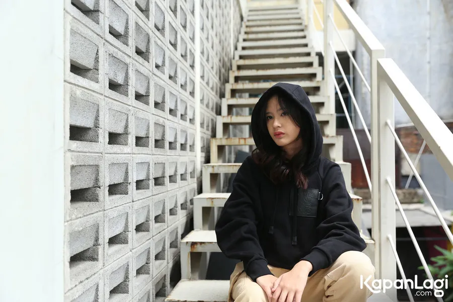 Kolaborasi Dinda dengan Penyanyi Bintang