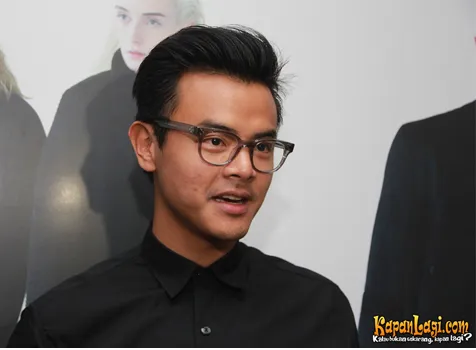 Dion Wiyoko jatuh cinta dengan Gunung Rinjani © KapanLagi.com/Bambang E Ros