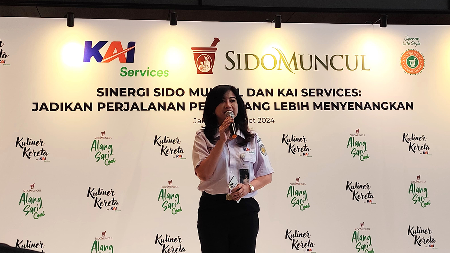 Director of Consumer Business KAI Services, Lies Permana Lestari.