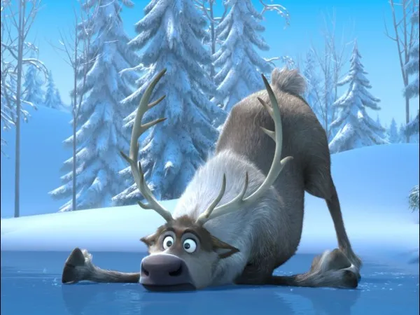 Sven, seekor rusa yang kerap bertingkah ceroboh. | Foto: Disney