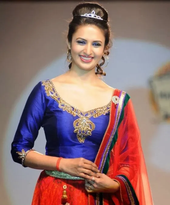 Divyanka Tripathi hanya digaji Rp 49 ribu kala jadi MC ©hdpicswale.in