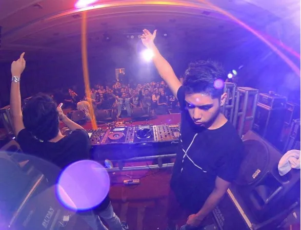 Karena Al mau nge-DJ di KL, Al ultah Safeea dipercepat © instagram.com/alghazali7