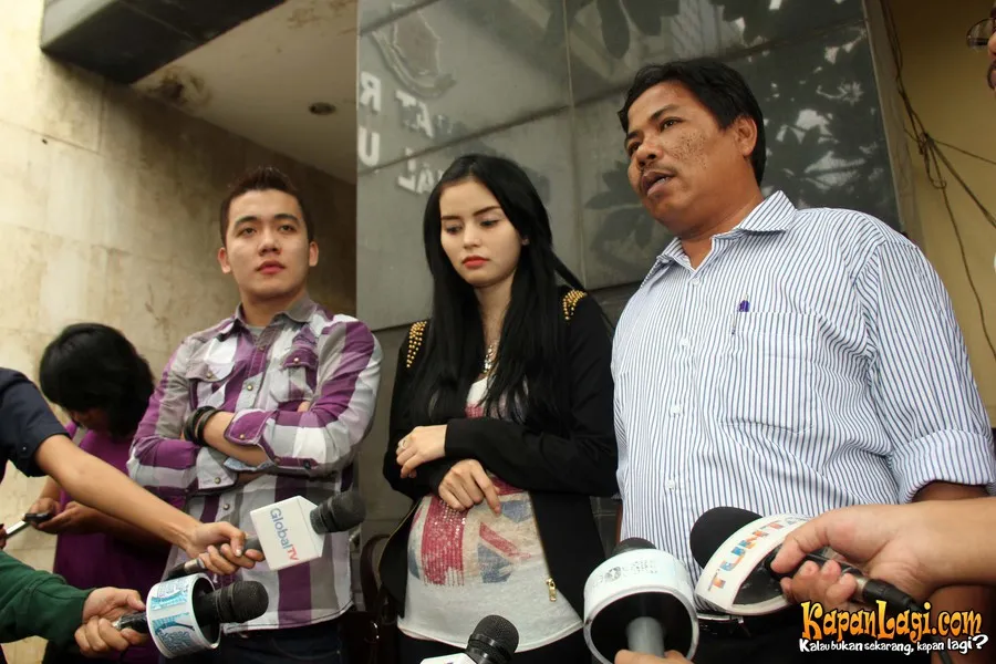 Bagi DJ Verny, tangisan Denny Sumargo hanya akting