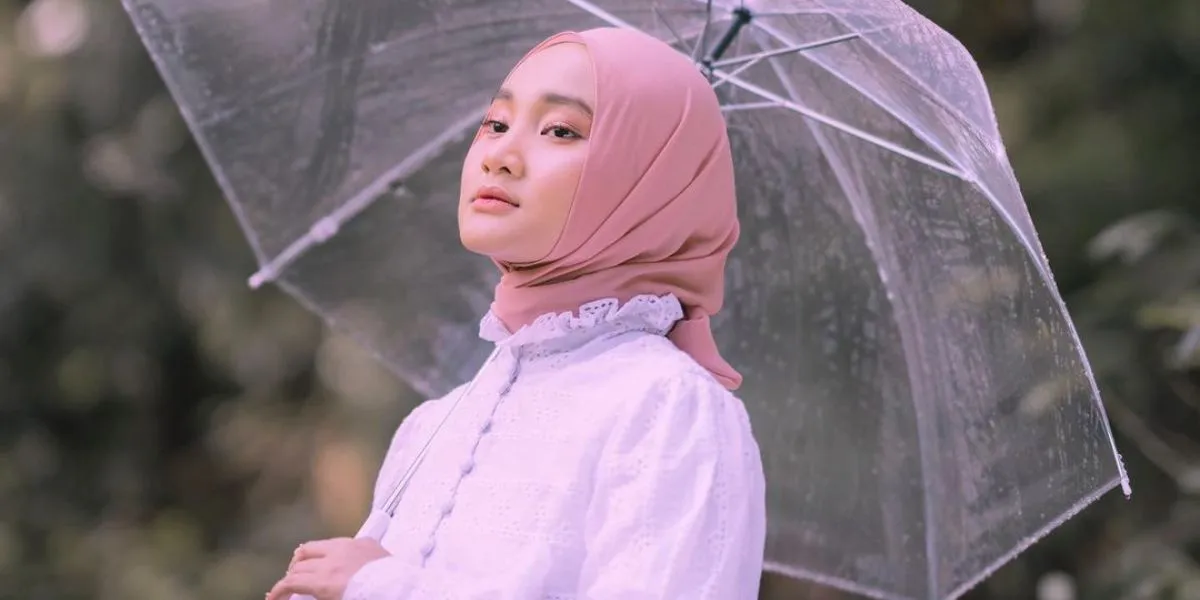 Fatin Shidqia - Dalam Teduh