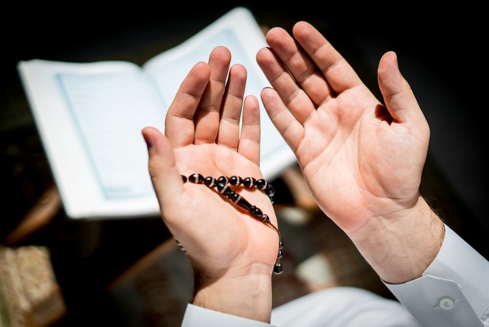 Tata Cara Sholat Witir Lengkap Dengan Niat Doa Serta