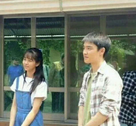 Kim So Hyun dan D.O saat syuting PURE LOVE. ©soompi.com