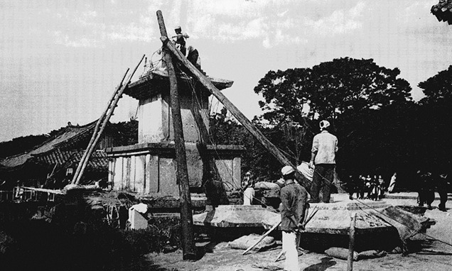 Seokgatap Pagoda, the place where the oldest document was found © donga.com