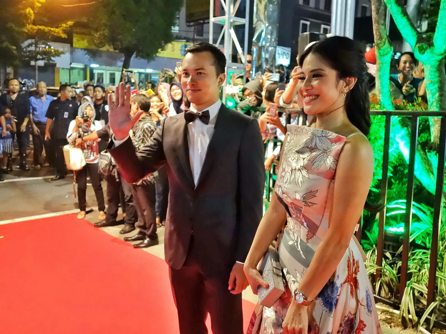 Siap-siap, besok AADC 2 bakal hadir di bioskop-bioskop Indonesia! © Miles Film