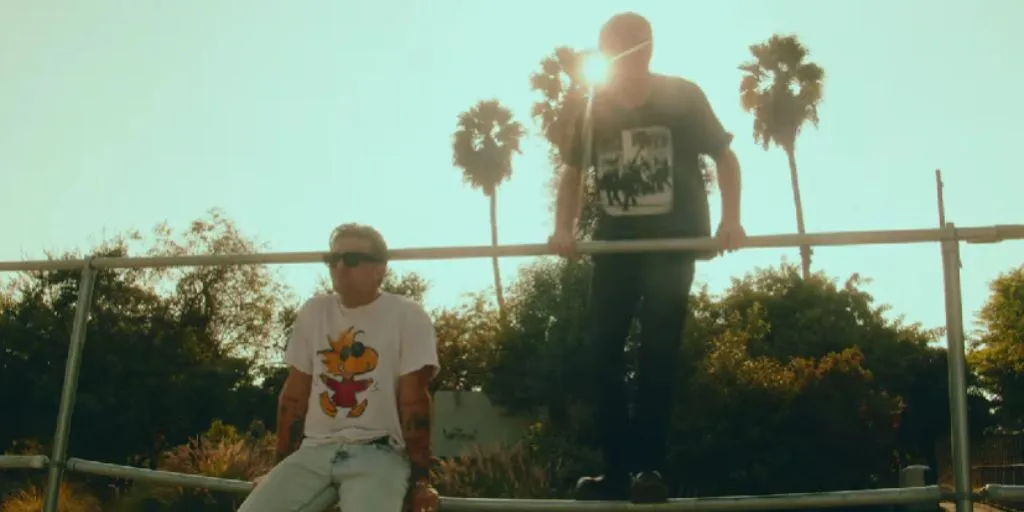 Cold War Kids - STRAY