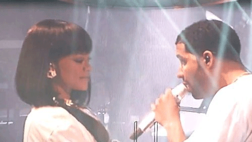 Rihanna dan Drake @ aceshowbiz.com