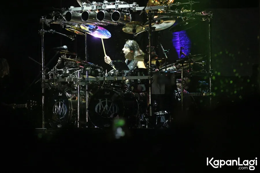 Penampilan Dream Theater di Yogyakarta. Å KapanLagi.com/Mathias Purwanto