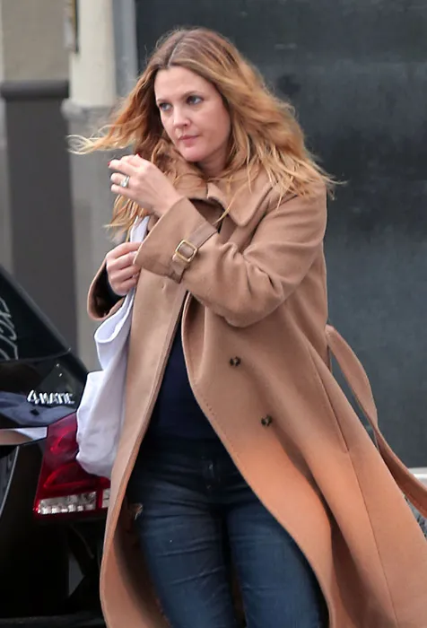 Drew Barrymore @ fameflynet.com