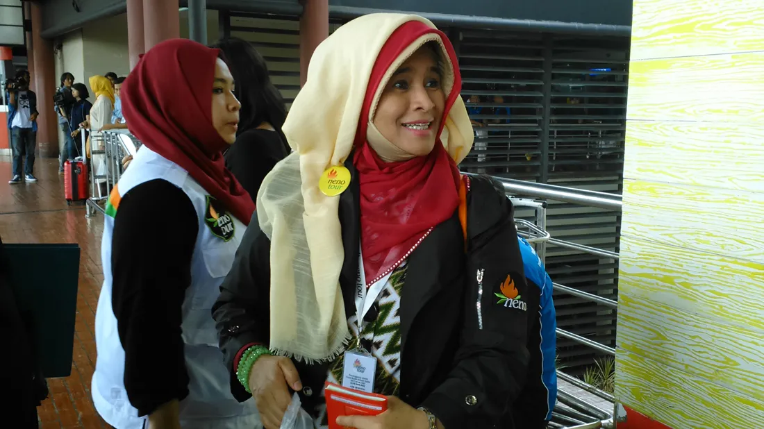 Neno Warisman mangkir dari panggilan pihak kepolisian karena hendak pergi umrah/©Kapanlagi.com®