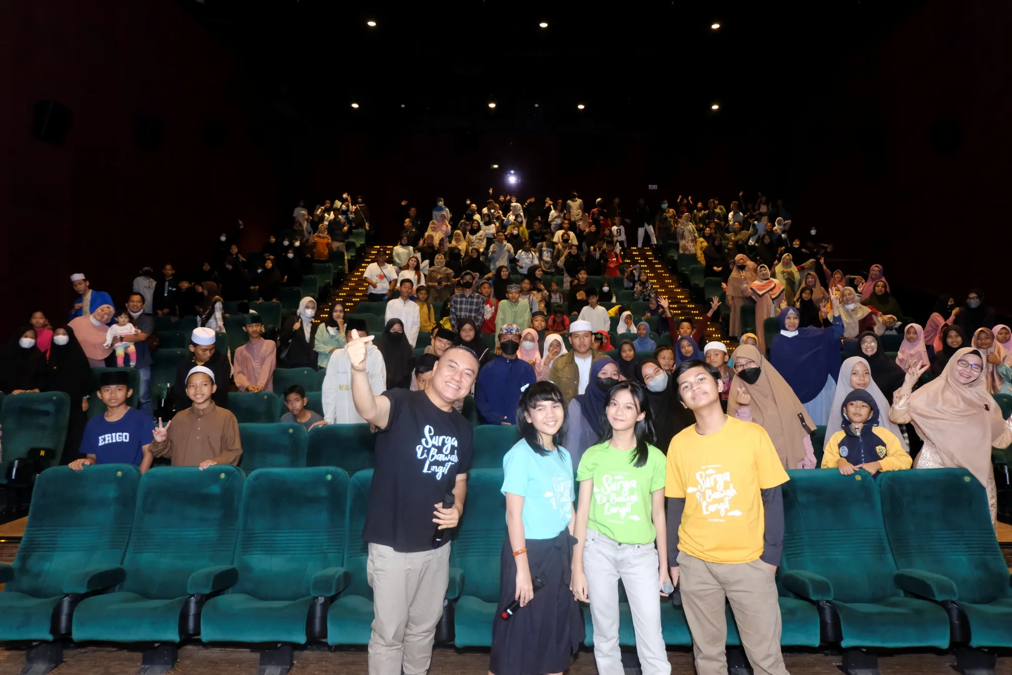 Nobar 'SURGA DI BAWAH LANGIT' / Credit Foto: Dokumentasi Pribadi