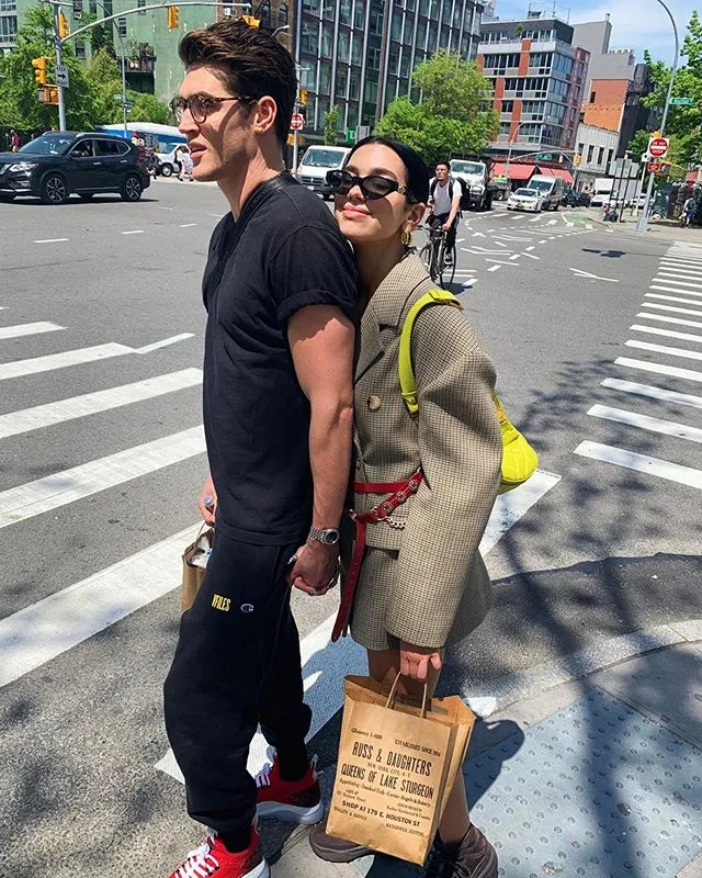 © instagram.com/dualipa