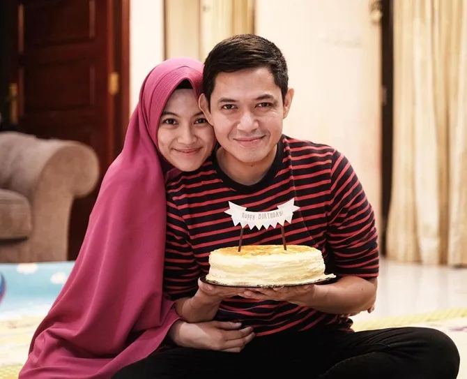 Dude Harlino ulang tahun (credit: instagram.com/ichasoebandono) diambil 3/12/2018, pukul 15.00