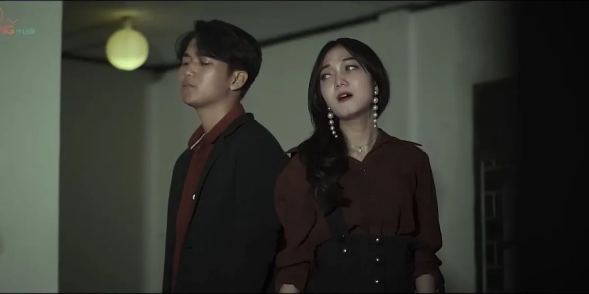 Fany Zee feat. Aprilian - Lelah Ku Bertahan