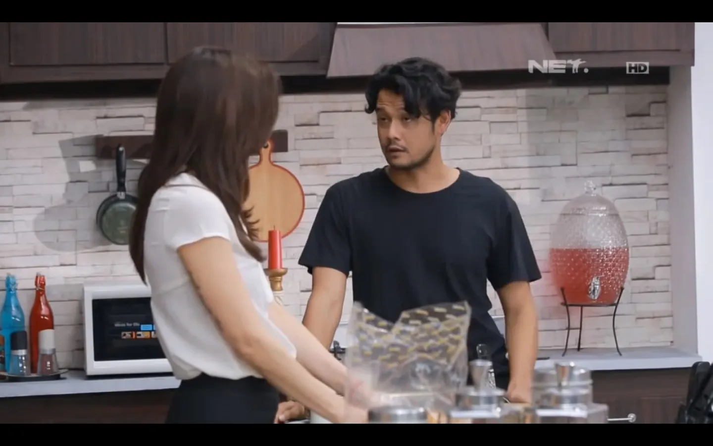 Salah satu adegan dalam Tetangga Masa Gitu ©youtube