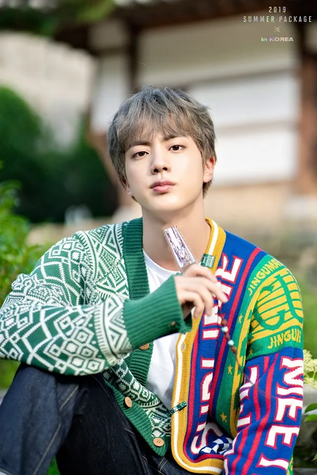 ©facebook.com/bangtan.official