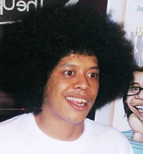 Eddi Brokoli Jadi Host Mtv Bujang Kapanlagi Com