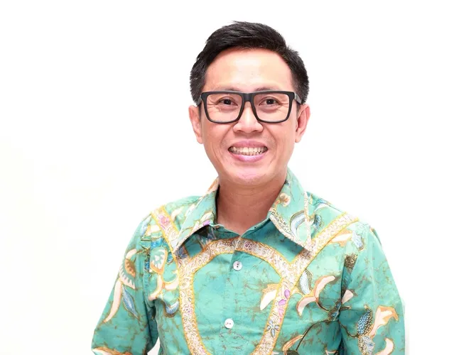 Menurut Eko Patrio, kebersamaan dengan keluarga lebih penting daripada pusing memikirkan destinasi wisata. © KapanLagi.com/Muhammad Akrom Sukarya
