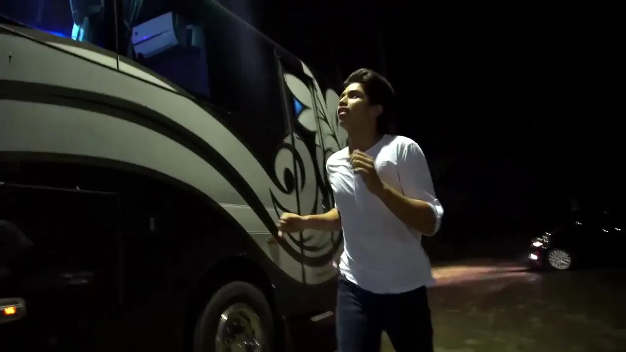 Meski kalah dari Brandon, tapi El Rumi berhasil memenangkan hati Valerie pada outbond kali ini © KapanLagi.com