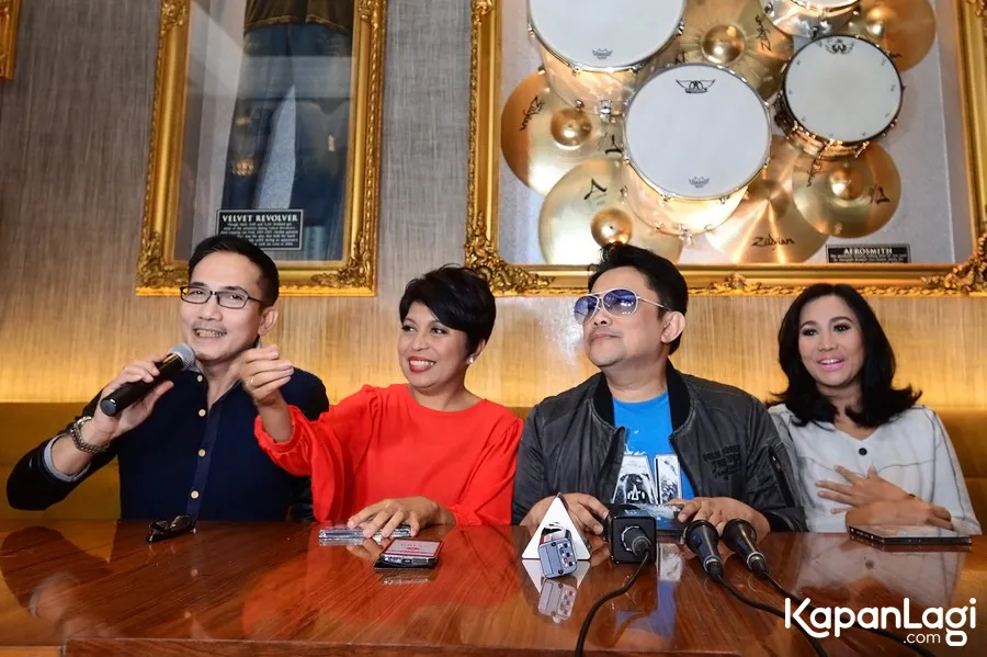 Meski jarang tampil di TV, Elfas Singer sibuk dalam kegiatan off air © Bambang E Ros