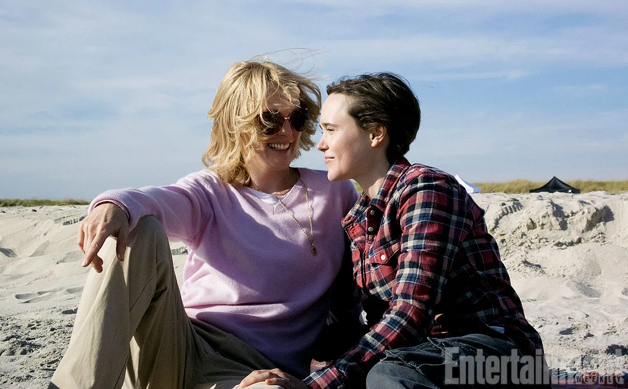 Ellen dan Julianne Moore, 'duet' keren di FREEHELD © Entertainment Weekly