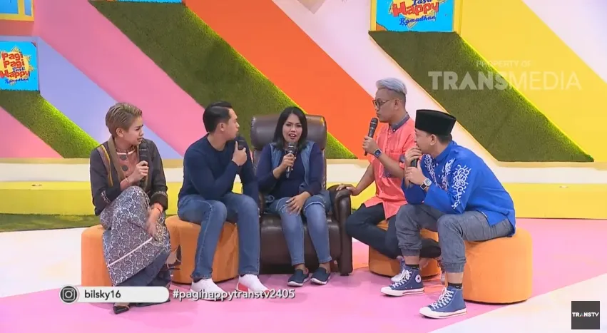 Elly Sugigi bantah putus dengan Irfan ©youtube/transtvofficial