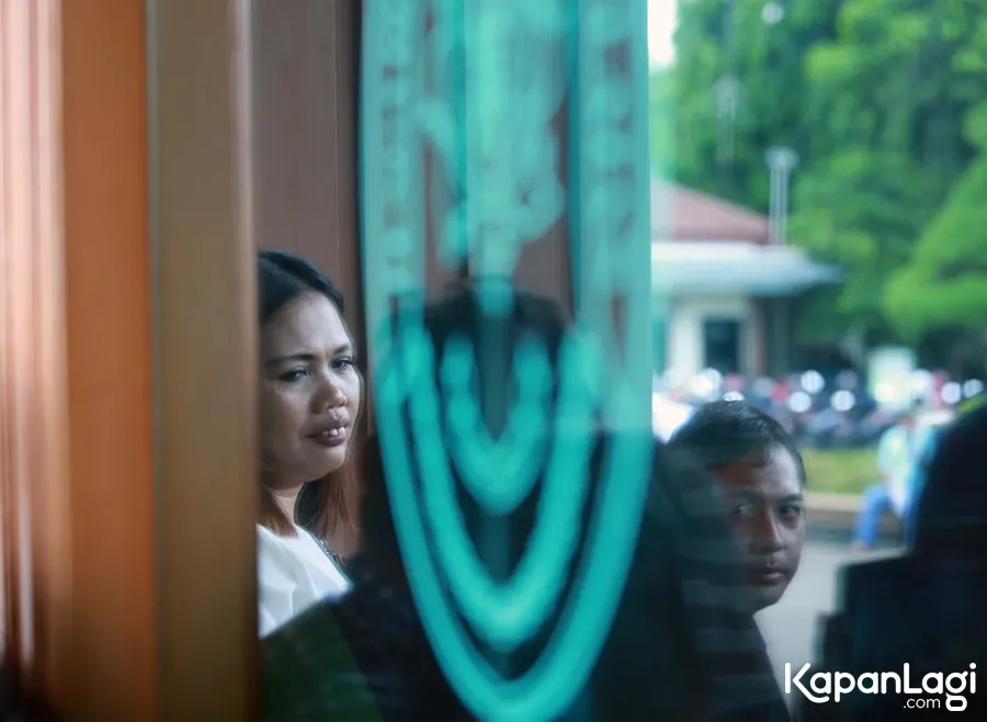 Elly Sugigi bercerai karena ada masalah dengan Ferry dan keluarga. © KapanLagi.com/Muhammad Akrom Sukarya