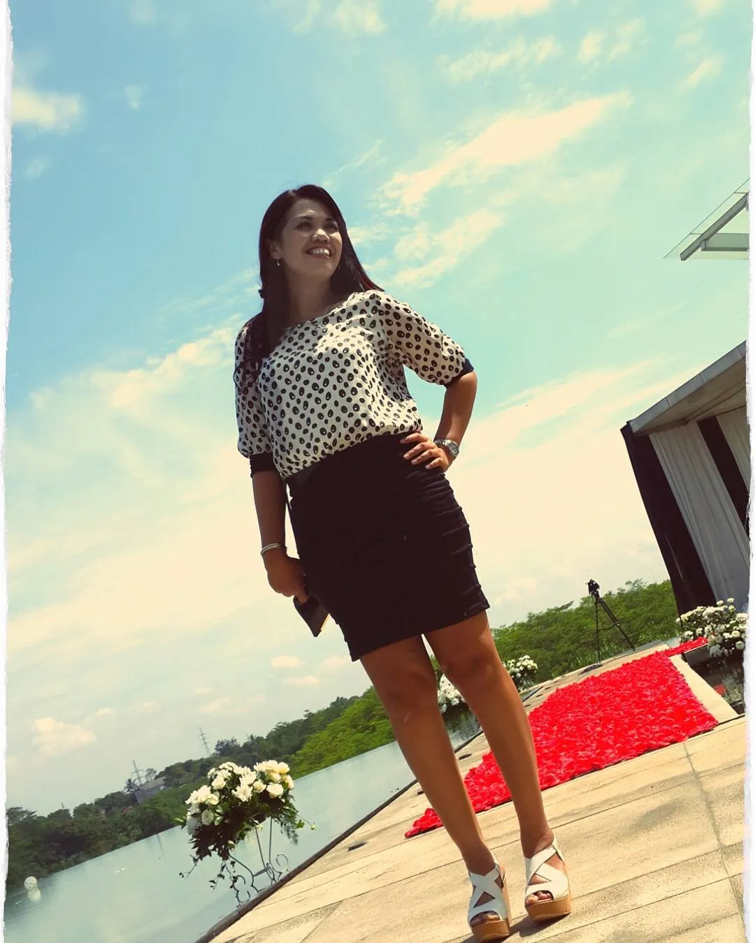 Sambil curhat, Elly posting foto ini © Instagram/elysugigi16