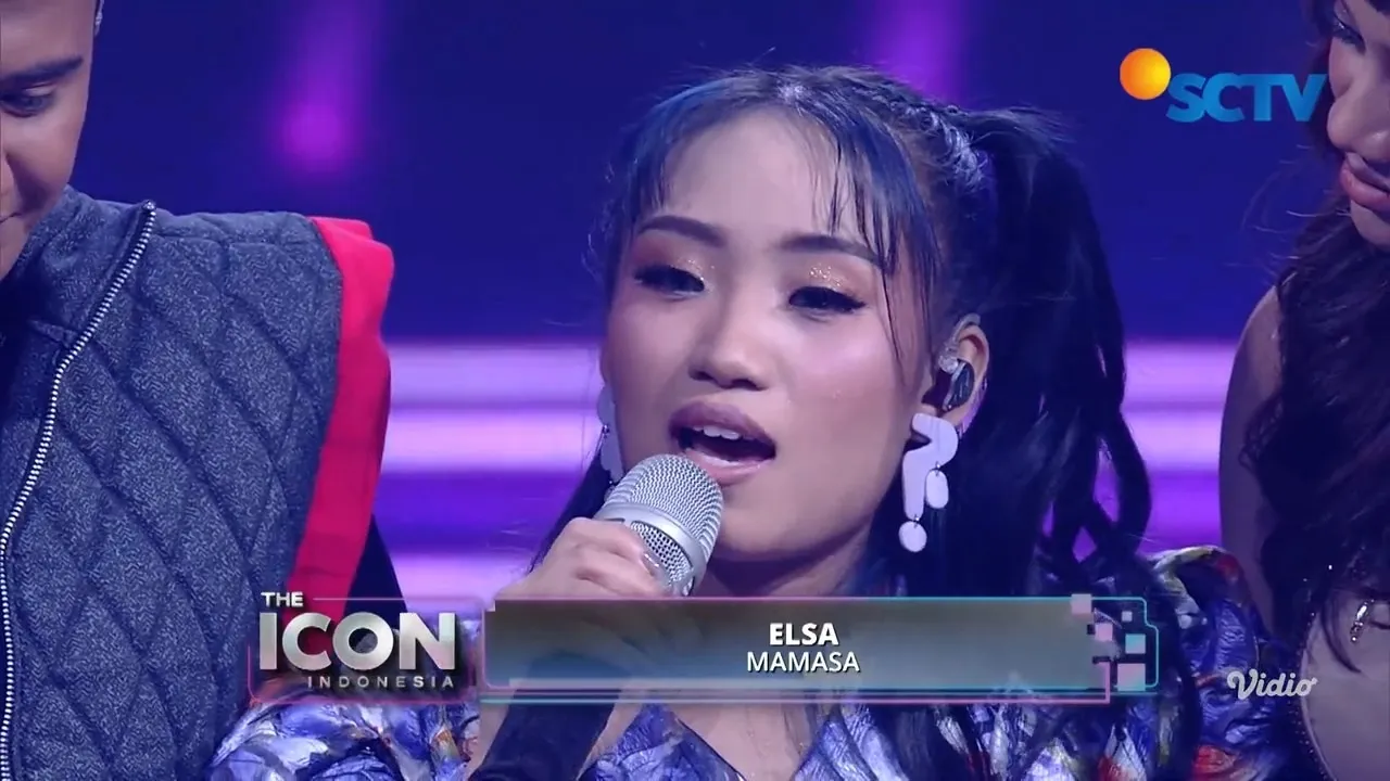 Perjuangan Elsa (Mamasa) harus terhenti di panggung "The Icon Indonesia" Top 10 Final. source: SCTV