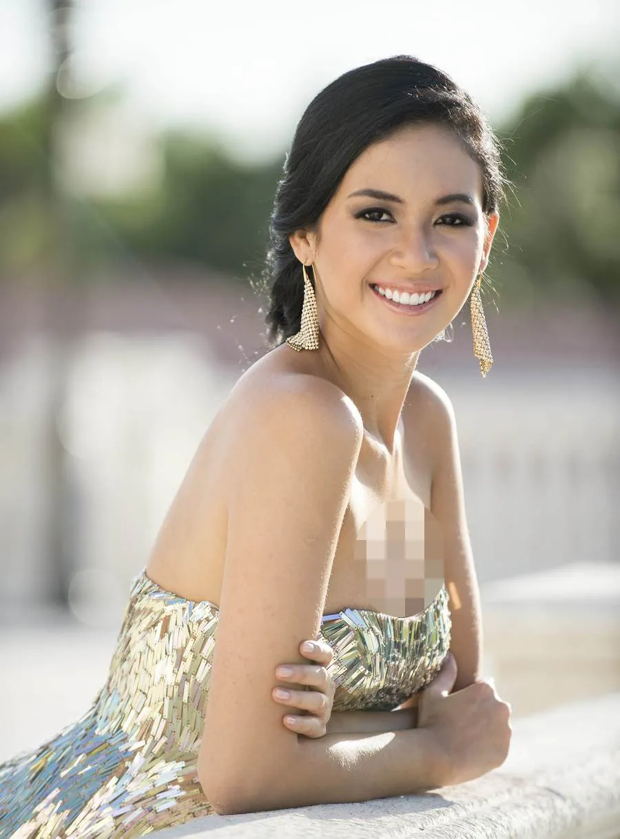 Elvira Devinamira di Miss Universe 2015. ©AFP