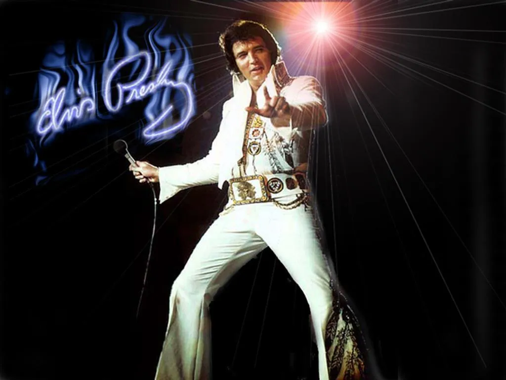 Elvis Presley/@Fanpop.com