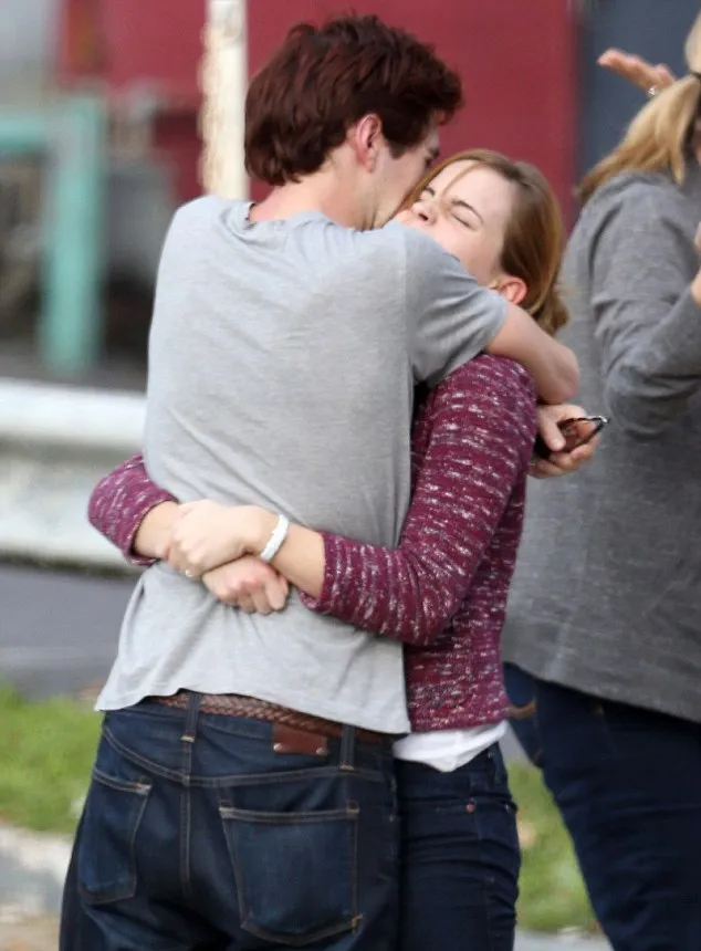 Emma Watson dan Roberto Aguire @ KapanLagi.com