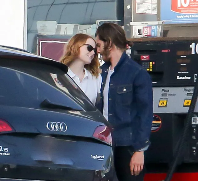 Emma dan Andrew kembali mesra ©splashnews.com