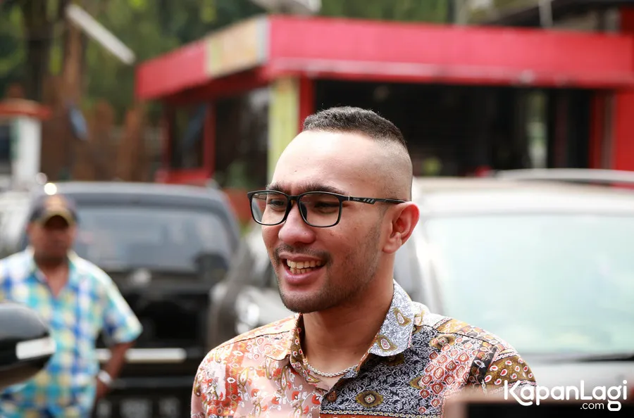 Enji akui ingin bertemu dengan Bilqis © KapanLagi.com®/Muhammad Akrom Sukarya