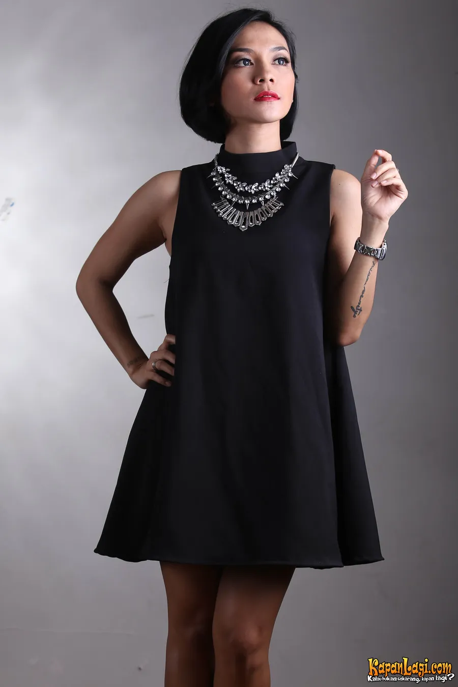 Enno berpendapat wajar ada artis yang memilih jadi PSK. Namun bukan hanya artis saja, profesi lain pun ada yang terjatuh ke lembah hitam tersebut. ©KapanLagi.com®/Budy Santoso