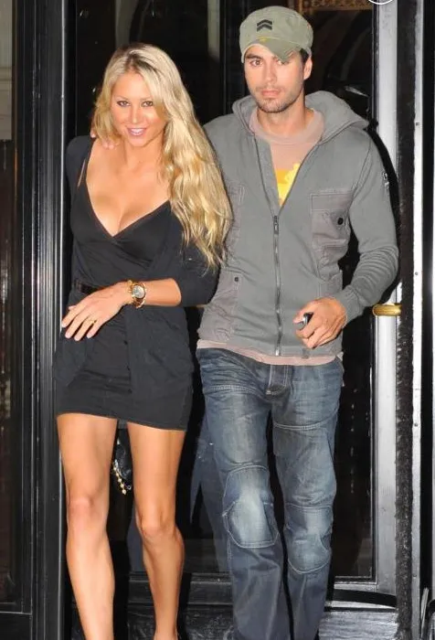 Anna Kournikova dan Enrique Iglesias @ purepeople.com