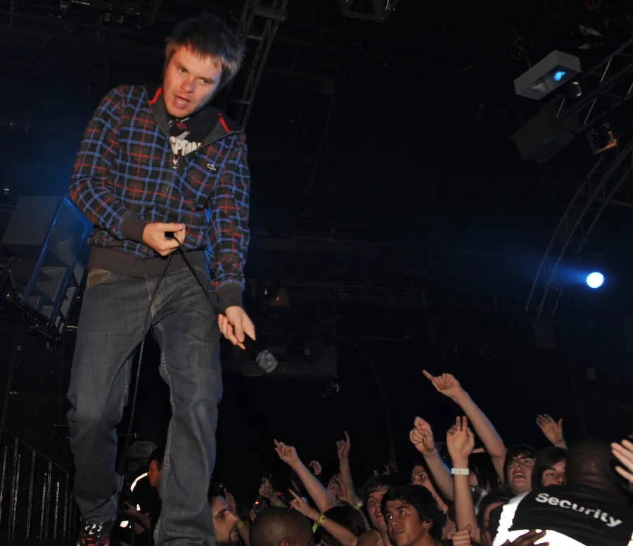 Rou Reynolds frontman Enter Shikari @splash
