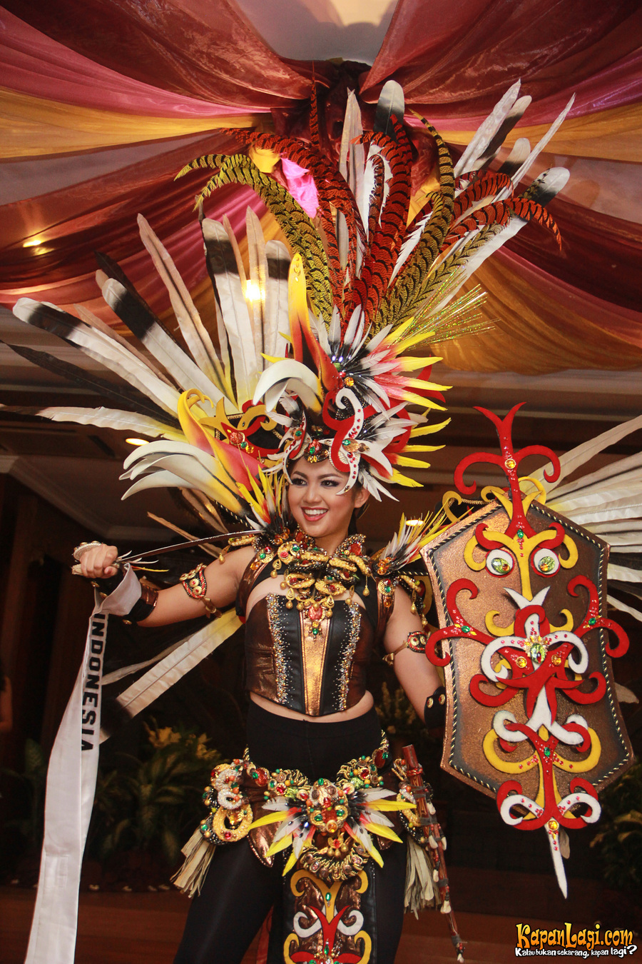  Kostum Nasional Indonesia Babat Habis Ajang Kecantikan 