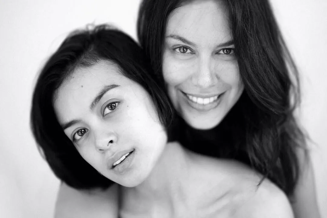 Tetap cantik, Sophia dan Eva foto tanpa make-up. /©instagram.com/sophia_latjuba88