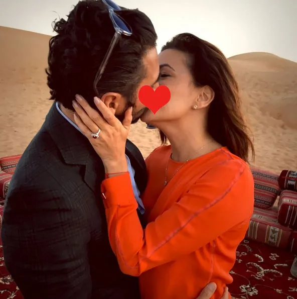 Eva Longoria resmi bertunangan © Instagram.com/evalongoria