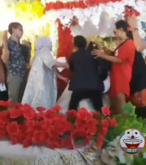 Evi pingsan ©instagram.com/poppy_irwanqu_taiwan