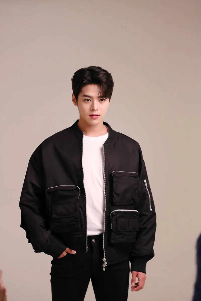 Ryeoun Pemain drama Korea terbaru 'SPARKLING WATERMELON' - twitter.com/ryeounID/